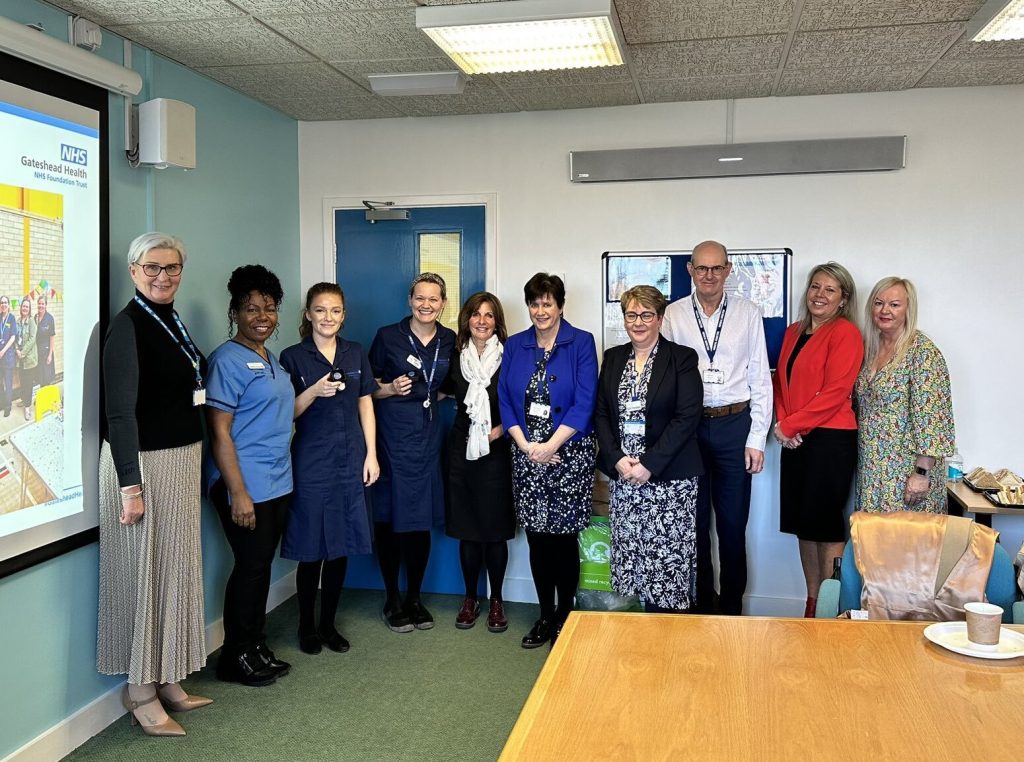 Alice Butler receiving CMO silver award